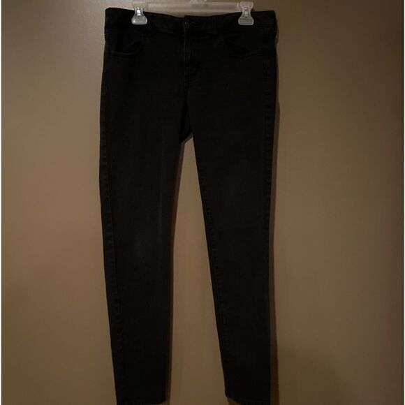 American Eagle Black Jeggings - Picture 2 of 12